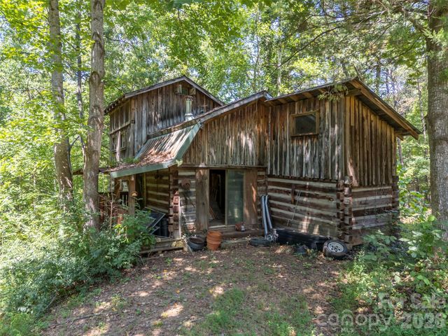 1360 Harris Holly Springs Road, Rutherfordton, NC 28139
