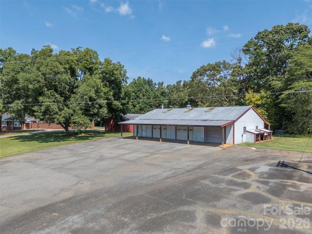 1360 Harris Holly Springs Road, Rutherfordton, NC 28139
