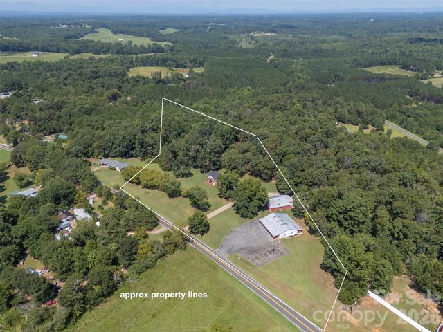1360 Harris Holly Springs Road, Rutherfordton, NC 28139