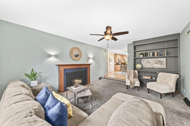 21565 Ann Rita DRIVE, Brookfield, WI 53045