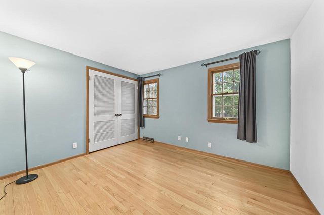 21565 Ann Rita DRIVE, Brookfield, WI 53045
