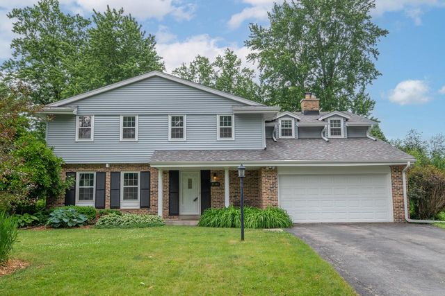 21565 Ann Rita DRIVE, Brookfield, WI 53045