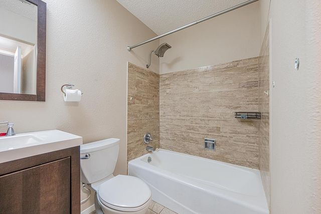 3511 Stanolind Ave, Midland, TX 79707