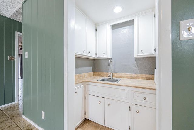 3511 Stanolind Ave, Midland, TX 79707