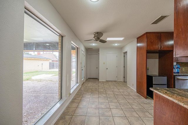 3511 Stanolind Ave, Midland, TX 79707