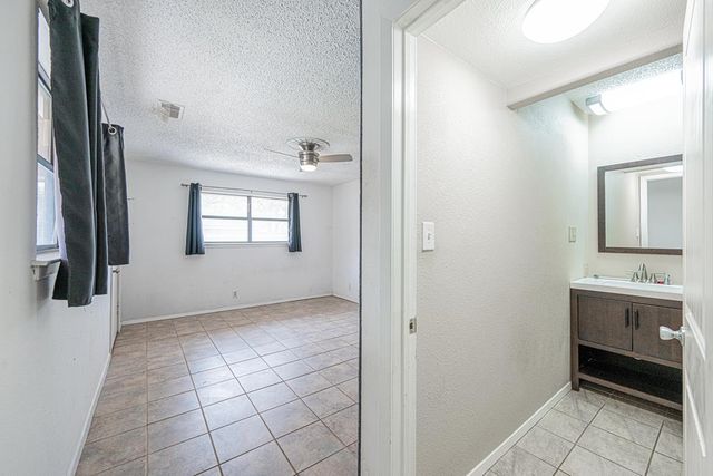 3511 Stanolind Ave, Midland, TX 79707