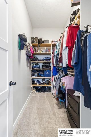 18606 George Miller Parkway, Elkhorn, NE 68022