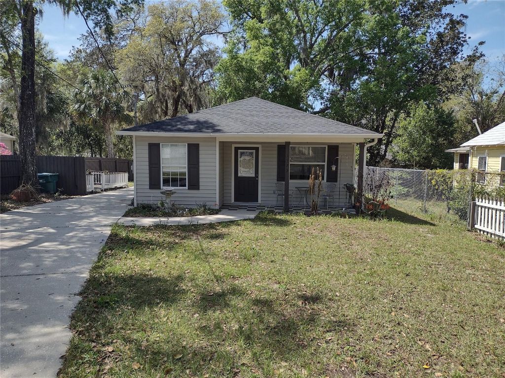 1523 GRANITE STATE COURT, Mount Dora, FL 32757