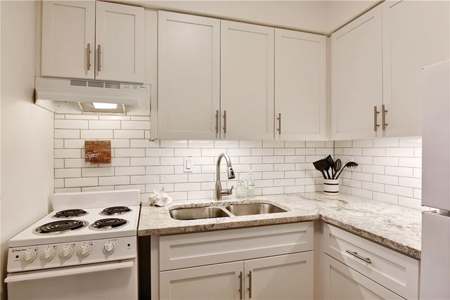 3200 Eagle Drive 2, Vero Beach, FL 32963