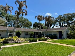 3200 Eagle Drive 2, Vero Beach, FL 32963