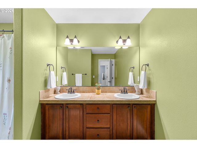 111 SPORTSMAN Rd, Washougal, WA 98671