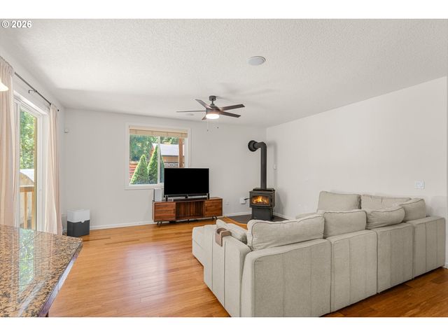 111 SPORTSMAN Rd, Washougal, WA 98671