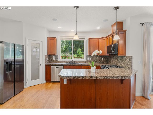 111 SPORTSMAN Rd, Washougal, WA 98671