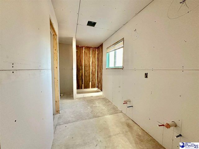 2369 Hallmark Dr, Florence, SC 29505