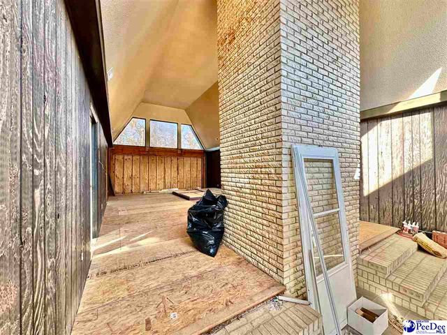 2369 Hallmark Dr, Florence, SC 29505