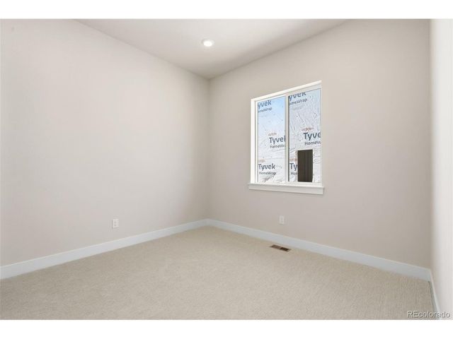 1683 Sundown Run Dr, Windsor, CO 80550