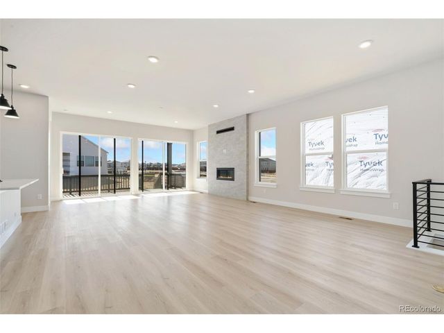 1683 Sundown Run Dr, Windsor, CO 80550