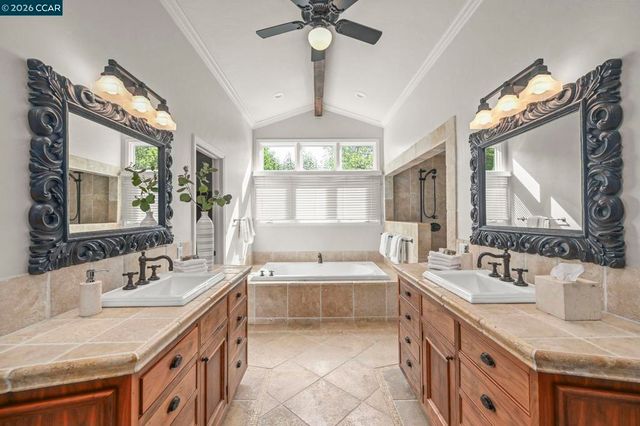 2007 Calle Los Callados, Diablo, CA 94528