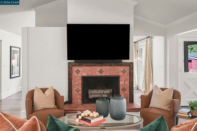 2007 Calle Los Callados, Diablo, CA 94528