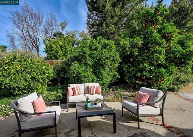 2007 Calle Los Callados, Diablo, CA 94528