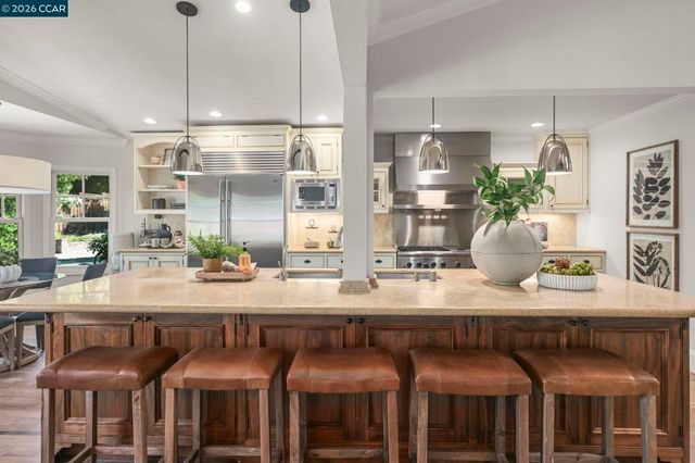 2007 Calle Los Callados, Diablo, CA 94528