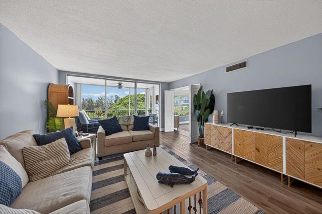2650 S Course Drive 603, Pompano Beach, FL 33069
