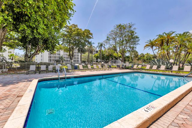 2650 S Course Drive 603, Pompano Beach, FL 33069