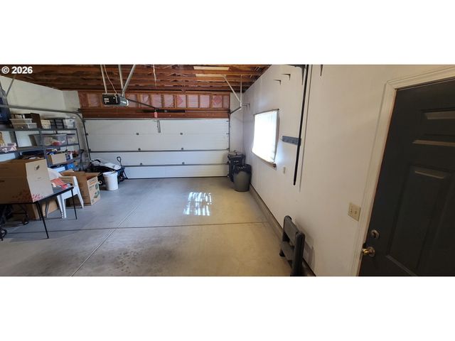 3220 CRESCENT Ave 62, Eugene, OR 97408