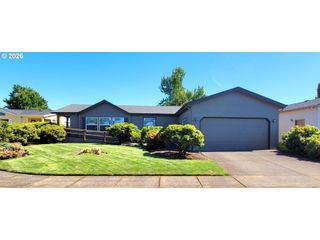 3220 CRESCENT Ave 62, Eugene, OR 97408