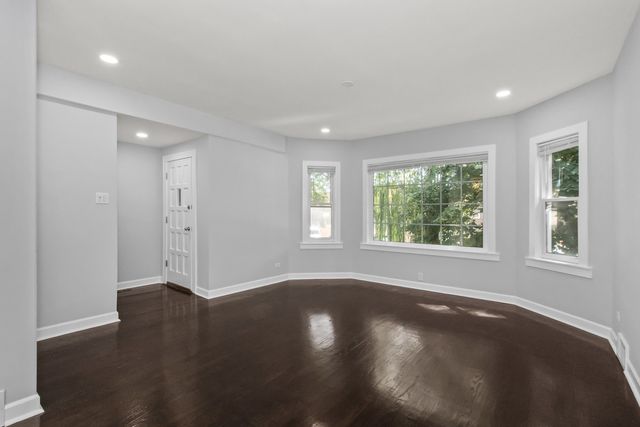 3134 N Lowell Avenue, Chicago, IL 60641