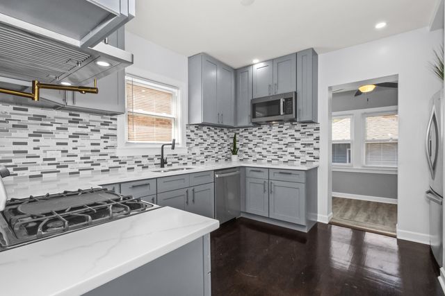 3134 N Lowell Avenue, Chicago, IL 60641