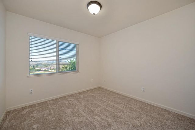 1954 Horseshoe Glen Cir, Folsom, CA 95630