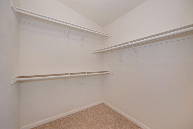1954 Horseshoe Glen Cir, Folsom, CA 95630