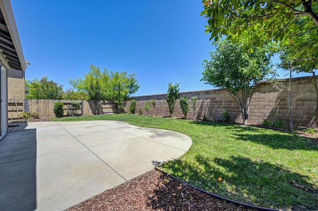 1954 Horseshoe Glen Cir, Folsom, CA 95630