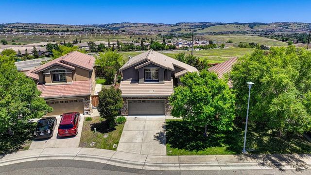 1954 Horseshoe Glen Cir, Folsom, CA 95630