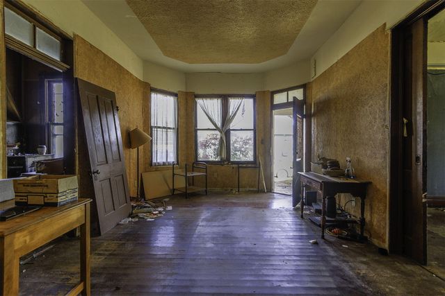 201 S MAIN ST, Ashland, MO 65010