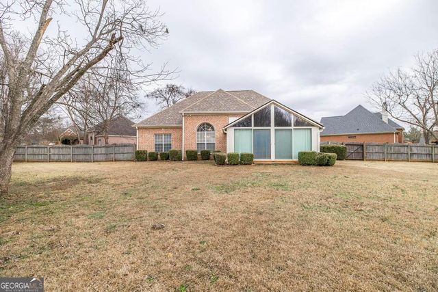 509 Saint Marlo Drive, Centerville, GA 31028