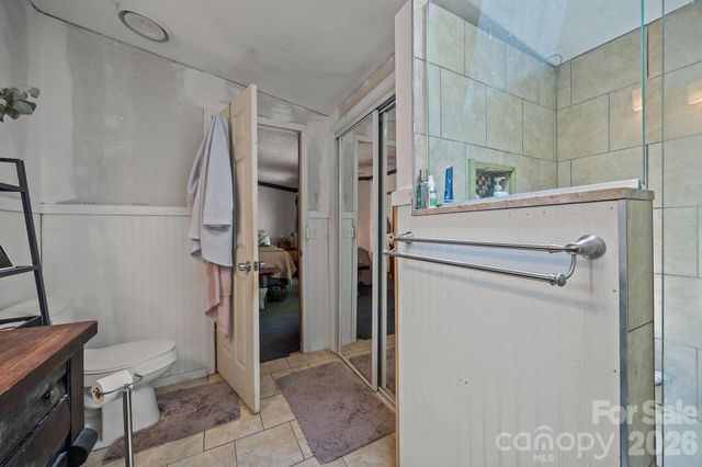 25 Weaver Lane, Black Mountain, NC 28711