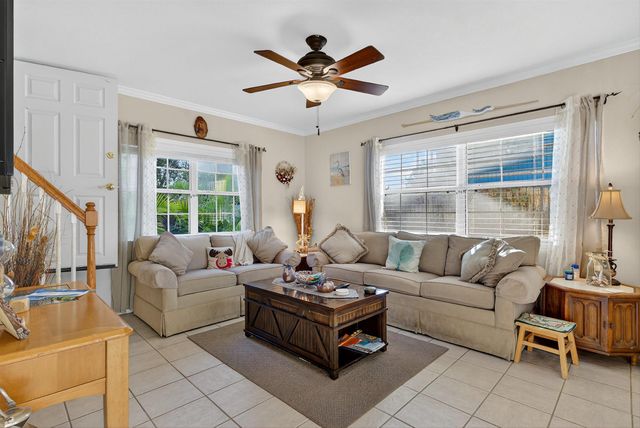 229 Dondanville Rd, St Augustine, FL 32080