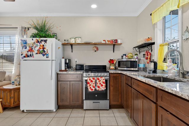 229 Dondanville Rd, St Augustine, FL 32080