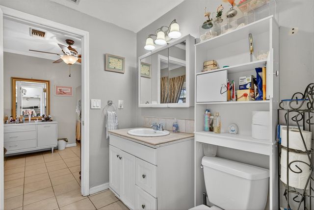 229 Dondanville Rd, St Augustine, FL 32080