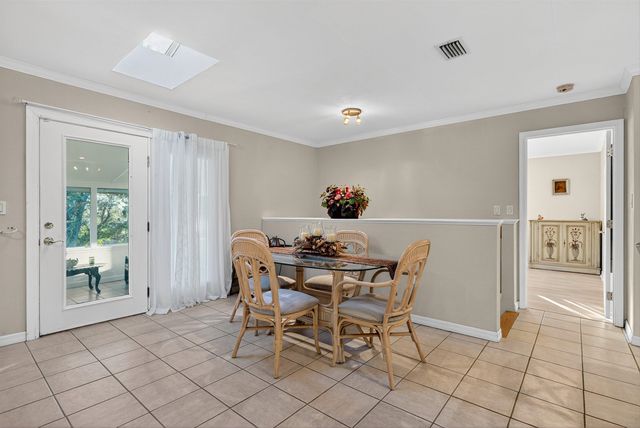 229 Dondanville Rd, St Augustine, FL 32080