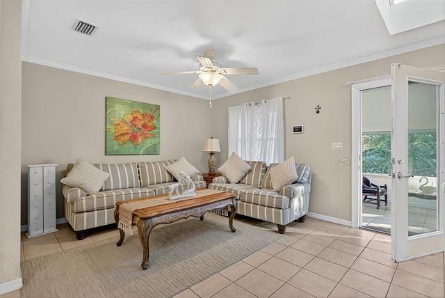 229 Dondanville Rd, St Augustine, FL 32080