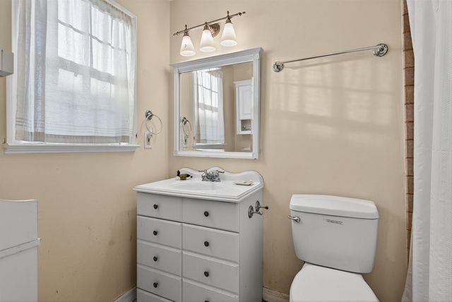 229 Dondanville Rd, St Augustine, FL 32080