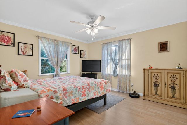 229 Dondanville Rd, St Augustine, FL 32080