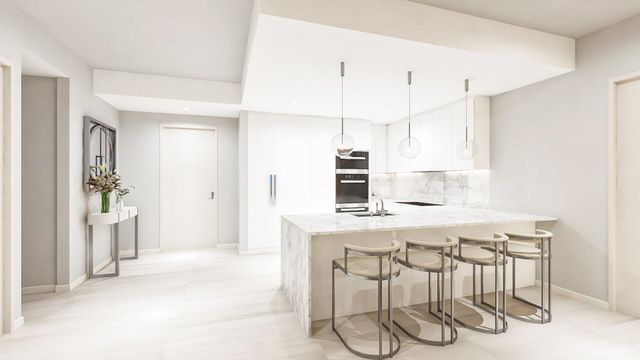 220 Lake Shore Drive 813, Lake Park, FL 33403