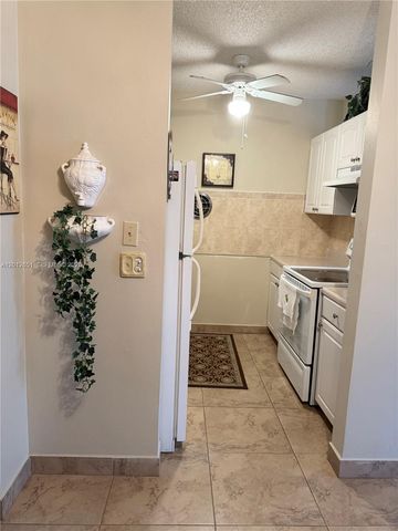 900 Atlantic Shores Blvd 220, Hallandale Beach, FL 33009