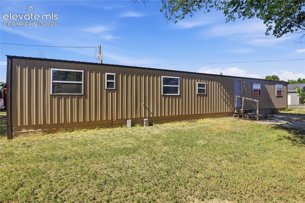 639 Wisconsin Avenue, Limon, CO 80828 — photo 3