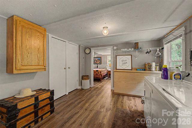 1350 N Skeenah Road, Franklin, NC 28734