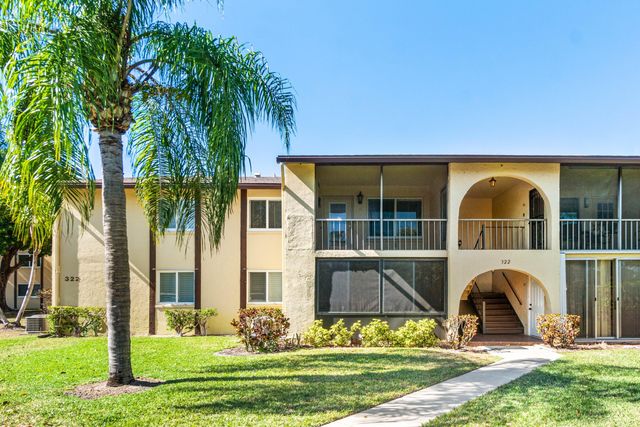 322 Pine Ridge Circle A-2, Greenacres, FL 33463